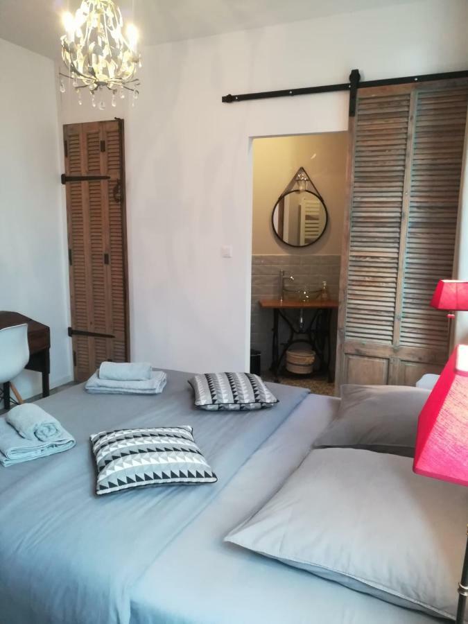 Villa Colonna Appartements Manosque Exterior photo